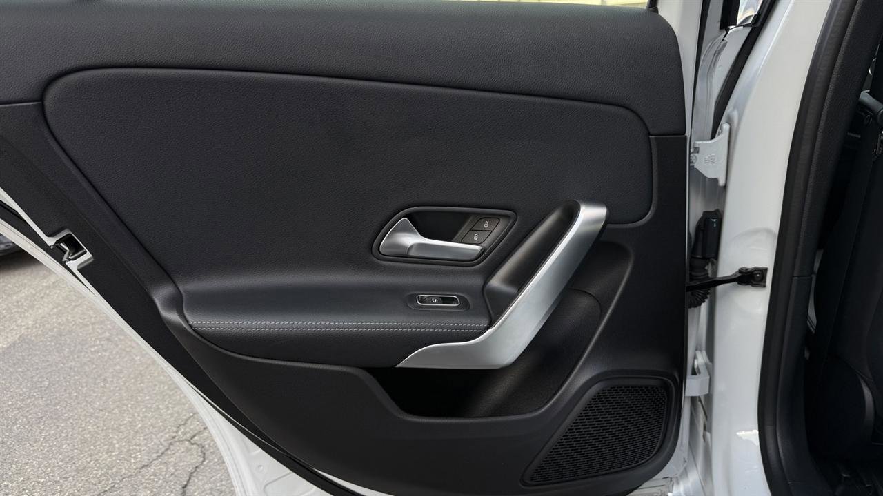 Used 2019 Mercedes-Benz A 220 4MATIC image 29