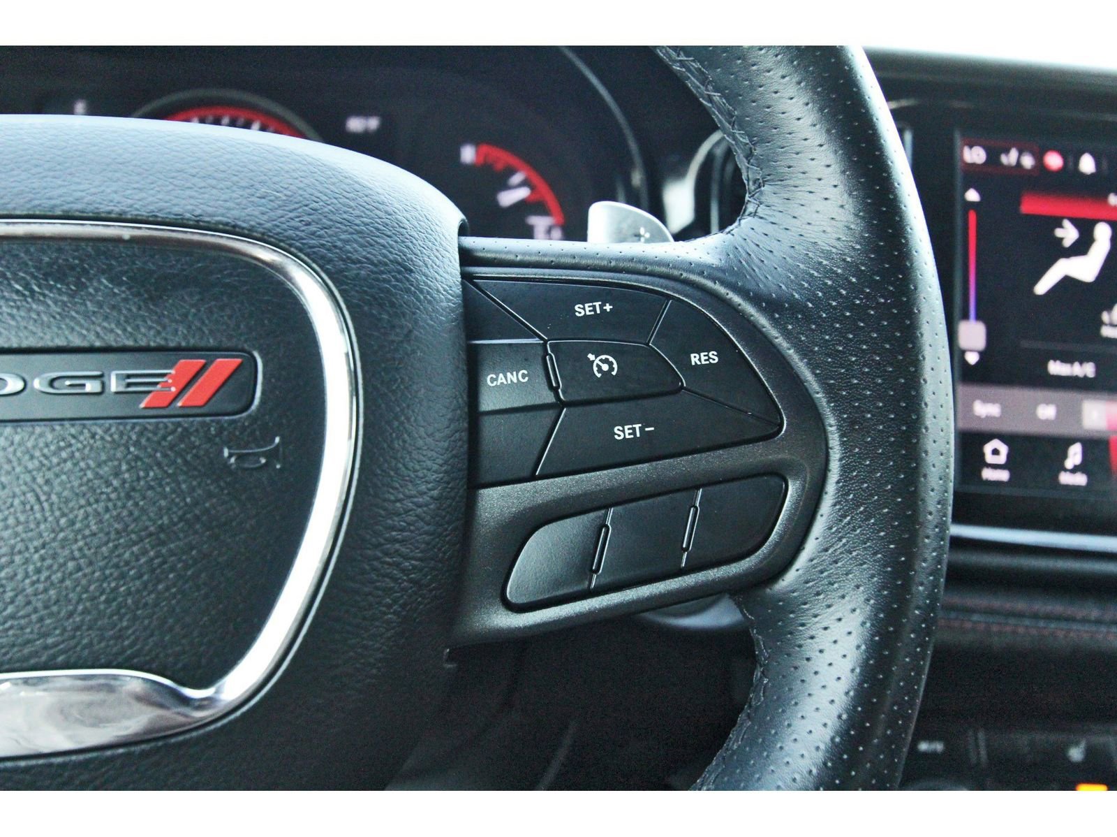 Used 2022 Dodge Durango R/T w/ Blacktop Package image 24