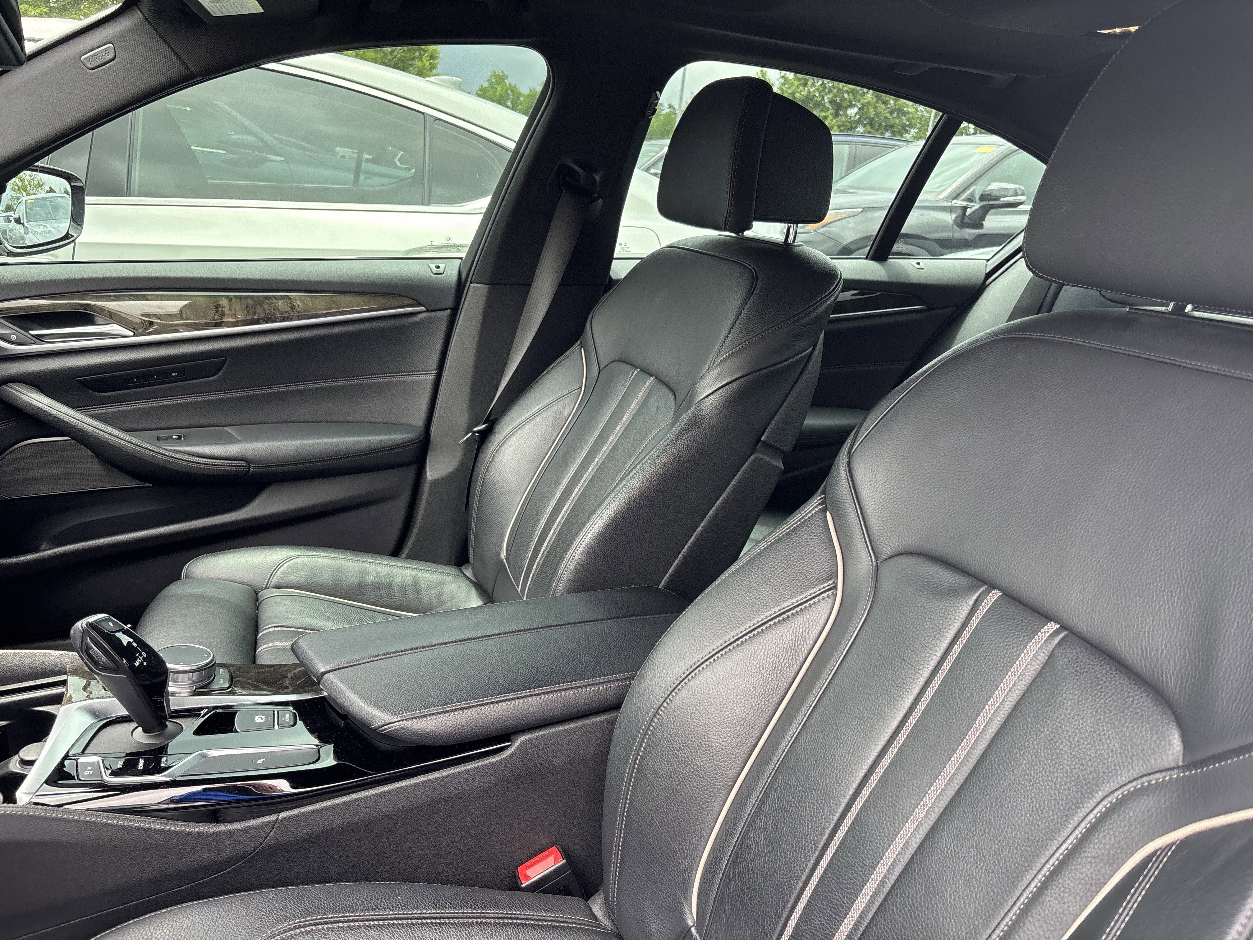 Used 2019 BMW 530i w/ M Sport Package RWD image 35