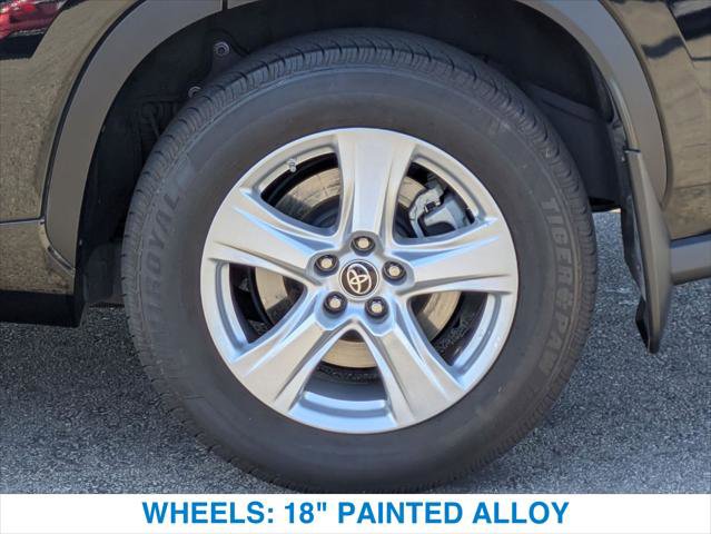 Used 2022 Toyota Highlander LE image 11