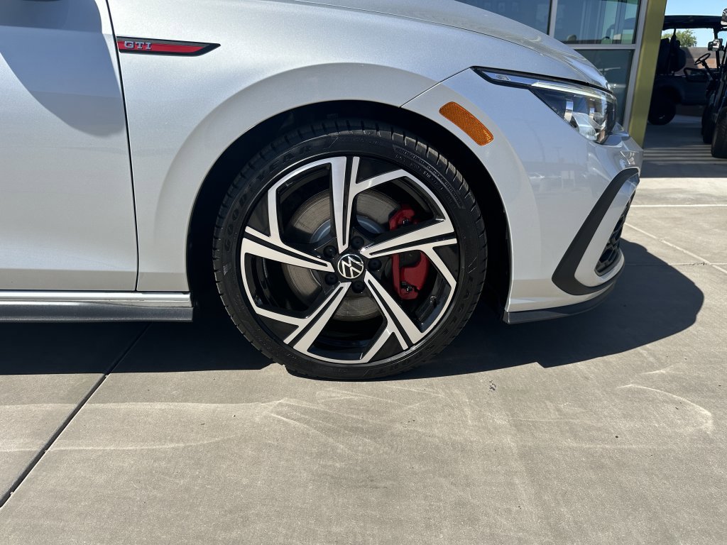 Used 2024 Volkswagen GTI SE image 8