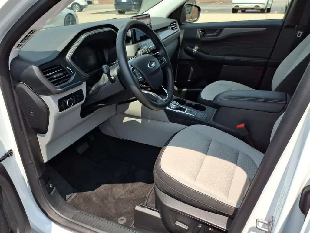Used 2023 Ford Escape Active AWD/4WD image 10