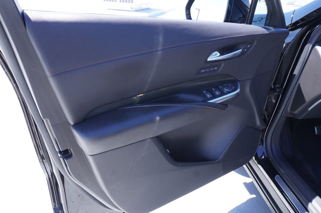 Used 2022 Cadillac XT4 Sport w/ Enhanced Visibility Package image 14