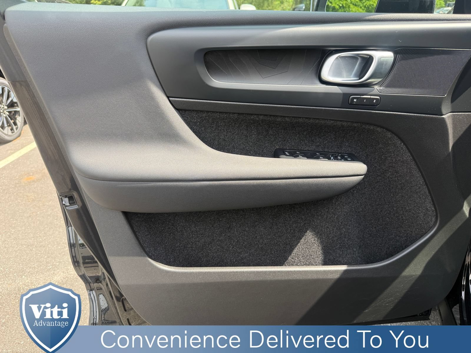 Certified 2023 Volvo C40 P8 Recharge Plus AWD/4WD image 16