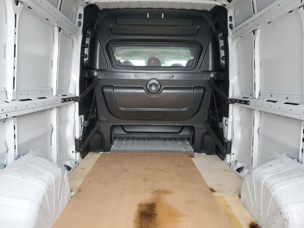 Used 2023 RAM ProMaster 2500 w/ Crew Van Package image 10