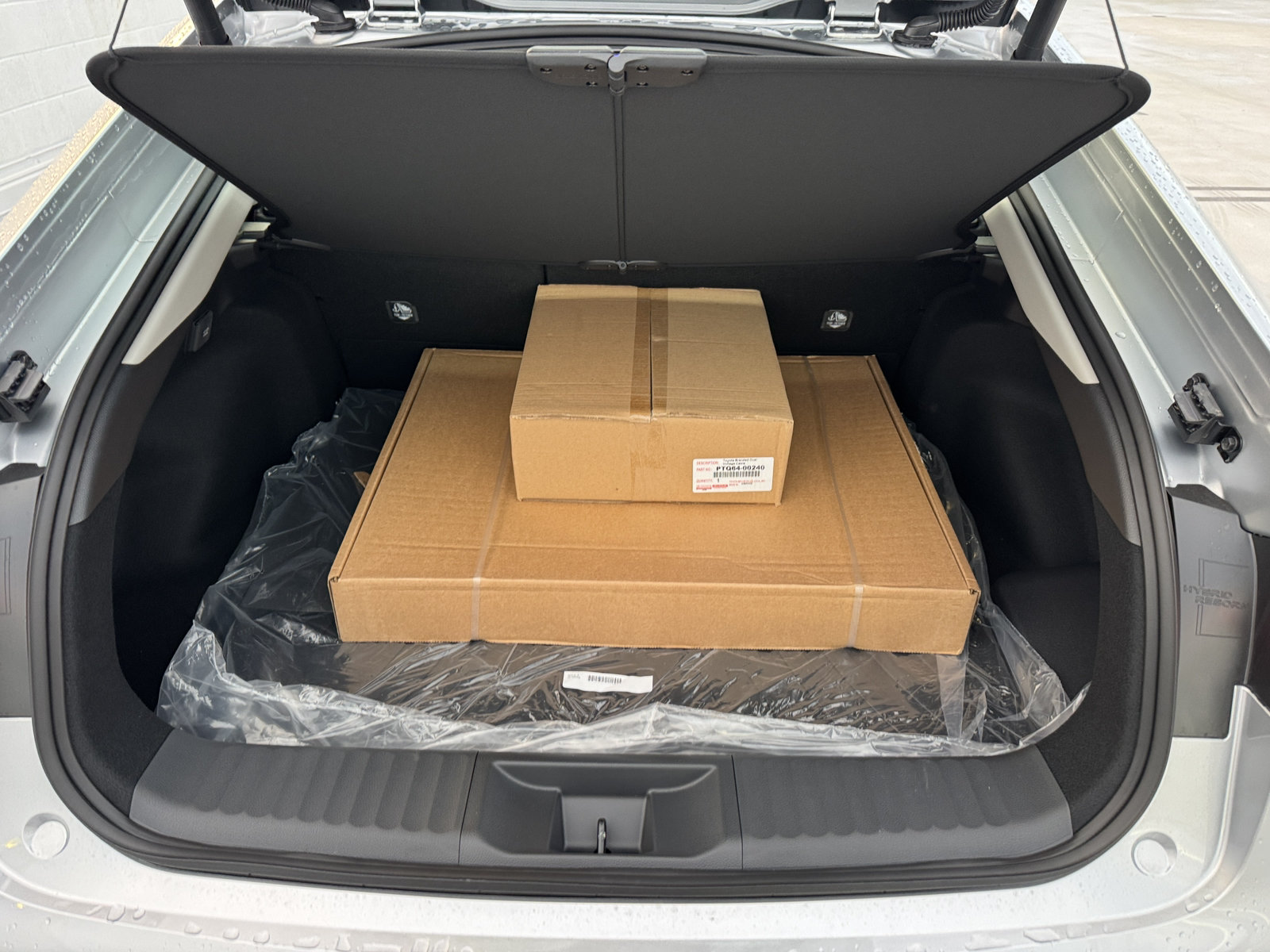 New 2027 Toyota Prius Plug-In Hybrid w/ Limited Premium Package FWD image 9