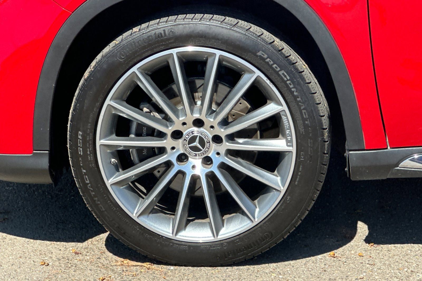 Used 2019 Mercedes-Benz GLA 250 4MATIC image 24