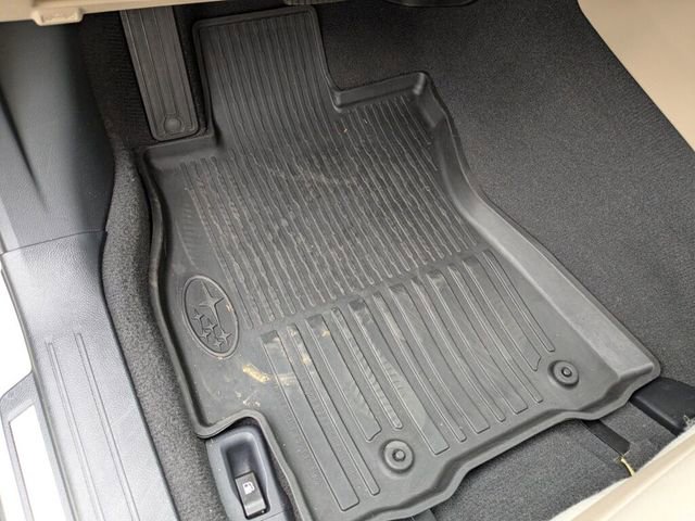 Used 2018 Subaru Outback 3.6R Limited image 28