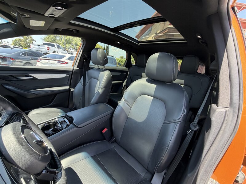 Used 2023 VinFast VF 8 Plus AWD/4WD image 16