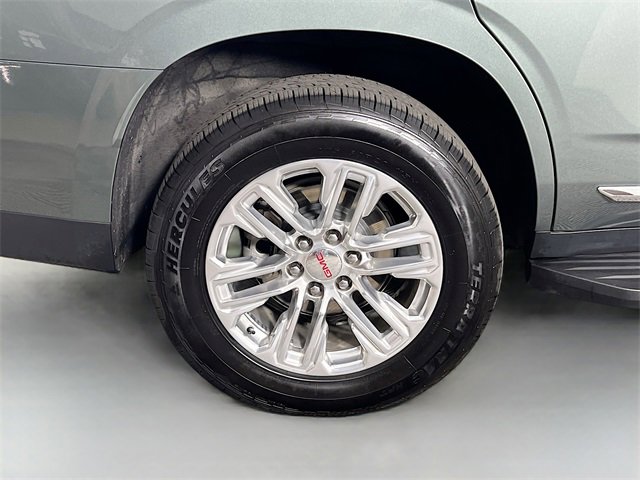 Used 2024 GMC Yukon SLT image 39