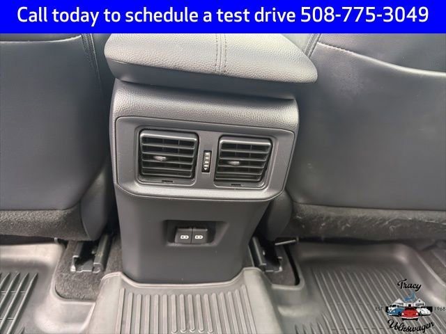 Used 2023 Toyota RAV4 Limited image 20