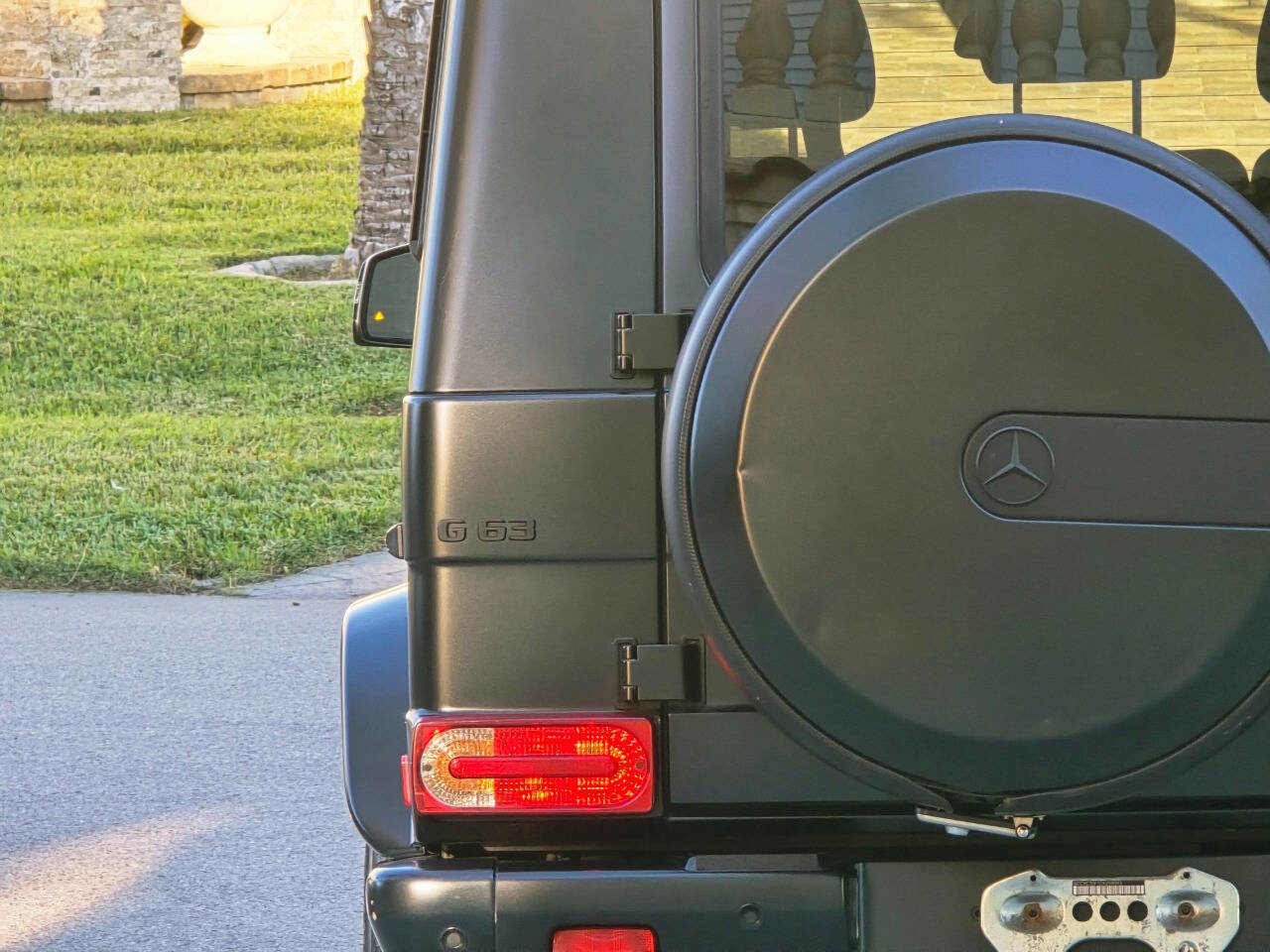 Used 2013 Mercedes-Benz G 63 AMG 4MATIC image 35