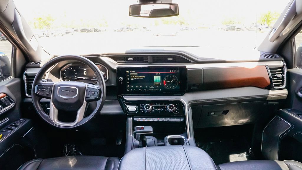 Used 2023 GMC Sierra 1500 Denali AWD/4WD image 15