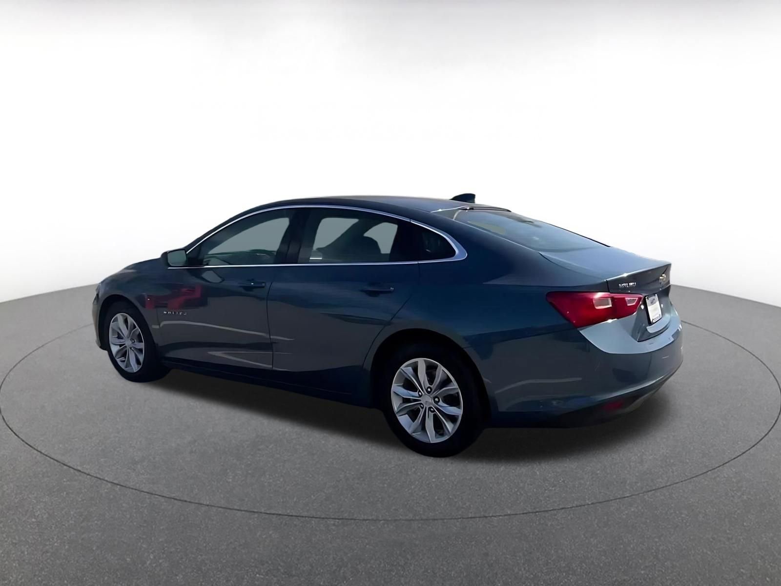 Used 2024 Chevrolet Malibu LT image 10
