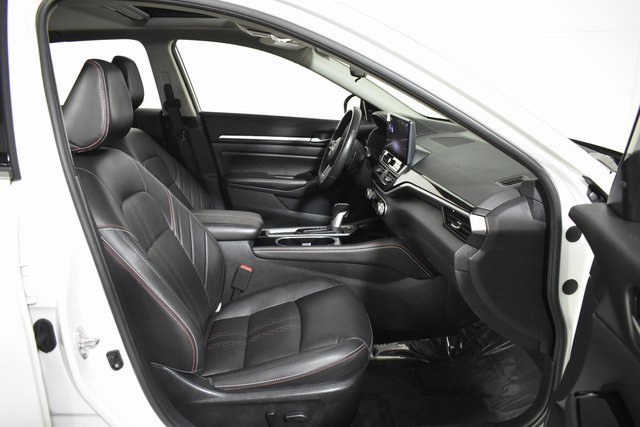 Certified 2024 Nissan Altima 2.5 SR w/ SR Premium Package image 35