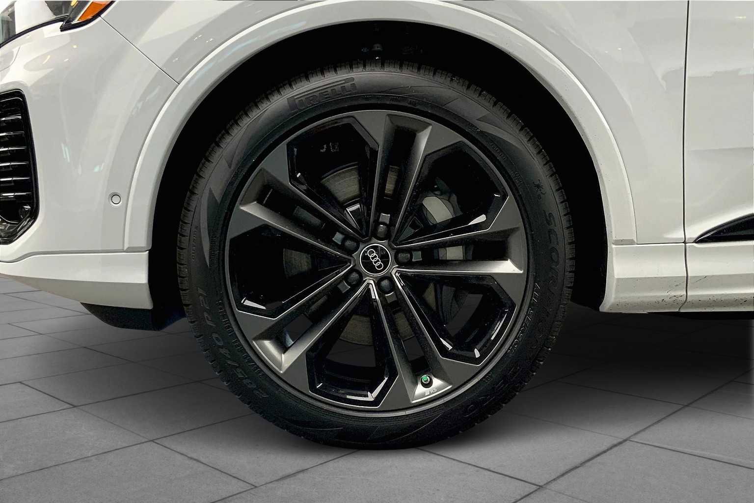 New 2025 Audi Q7 3.0T Prestige w/ Prestige Package image 11