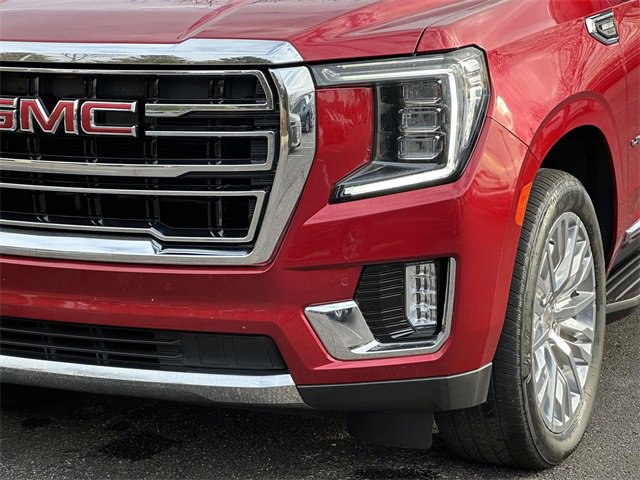 Used 2023 GMC Yukon XL SLT image 8