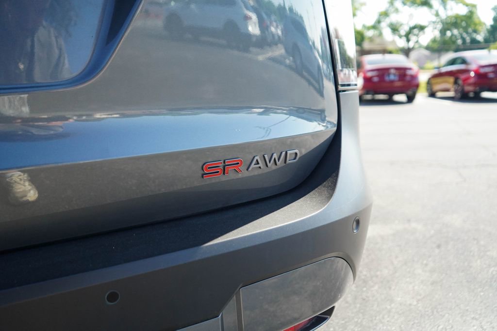 Used 2025 Nissan Kicks SR w/ SR Premium Package AWD/4WD image 20