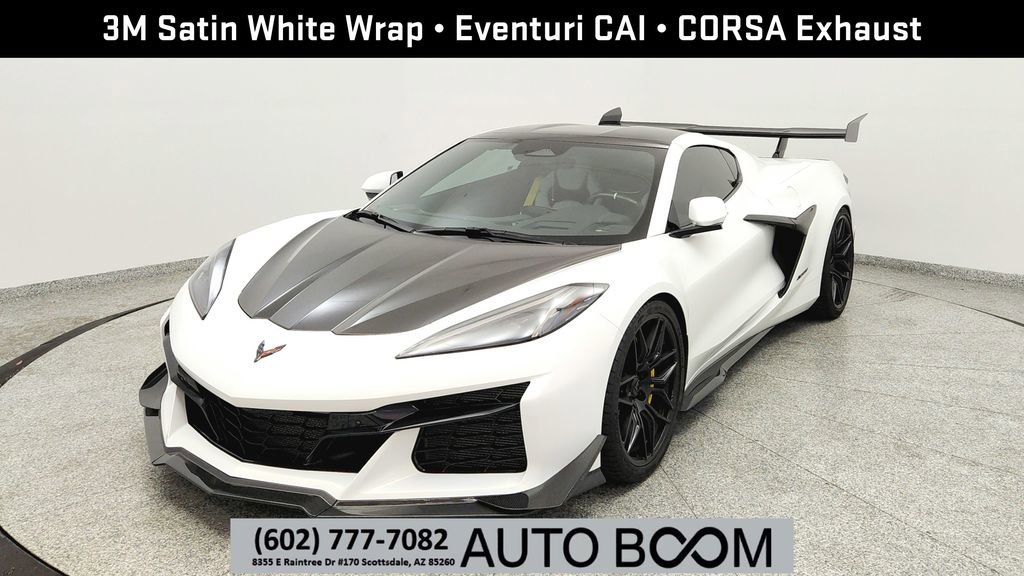 Used 2025 Chevrolet Corvette Z06 w/ Battery Protection Package RWD image 1