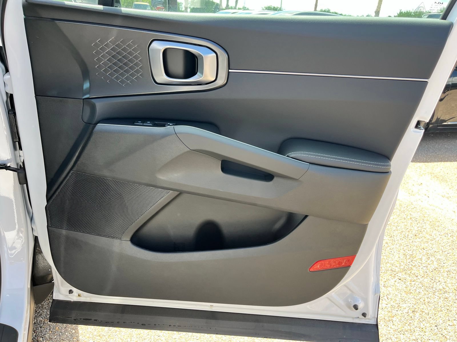 New 2026 Kia Sorento S w/ S Panoramic Sunroof Package FWD image 23