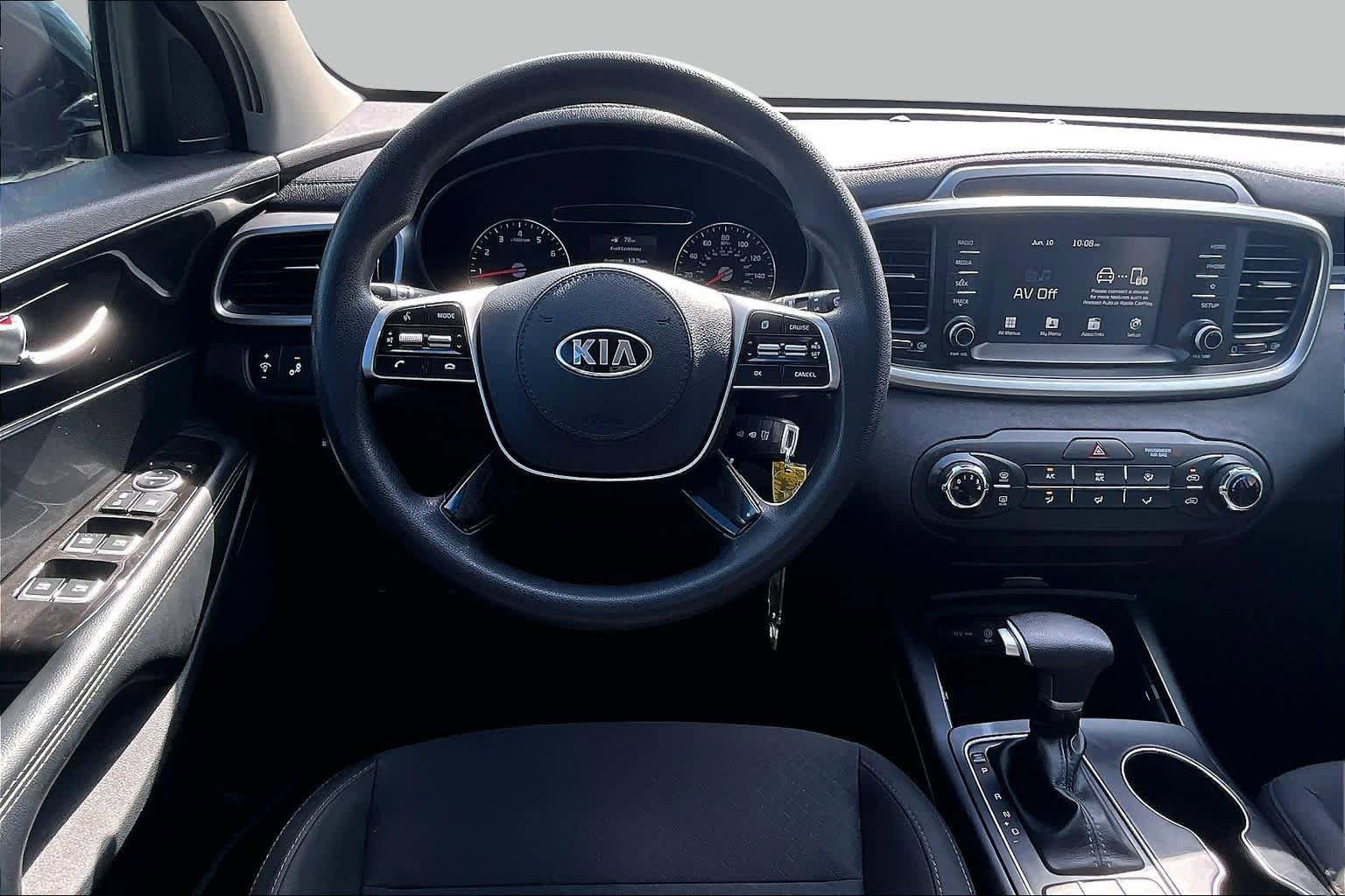 Used 2020 Kia Sorento LX AWD/4WD image 6