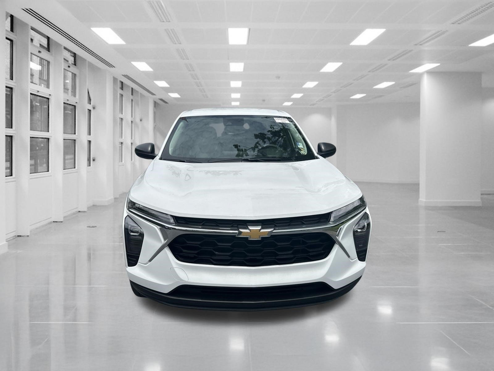 Certified 2026 Chevrolet Trax LS FWD image 2