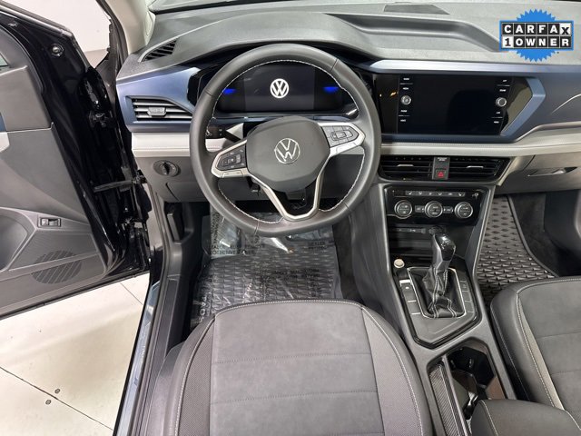Used 2024 Volkswagen Taos SE image 14