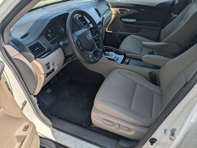 Used 2019 Honda Pilot Elite image 9