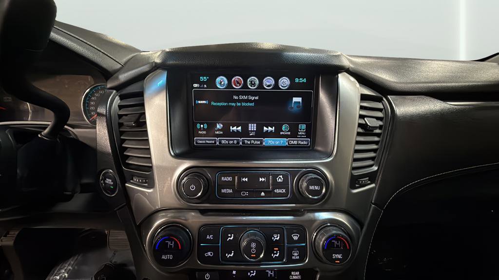 Used 2019 Chevrolet Suburban Premier AWD/4WD image 18