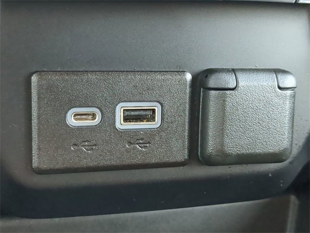 Used 2022 Chevrolet Silverado 1500 LT Trail Boss w/ Convenience Package II image 19