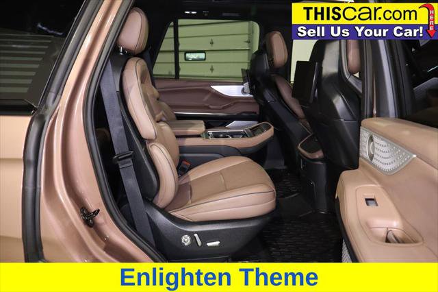Used 2025 Lincoln Navigator Black Label AWD/4WD image 27