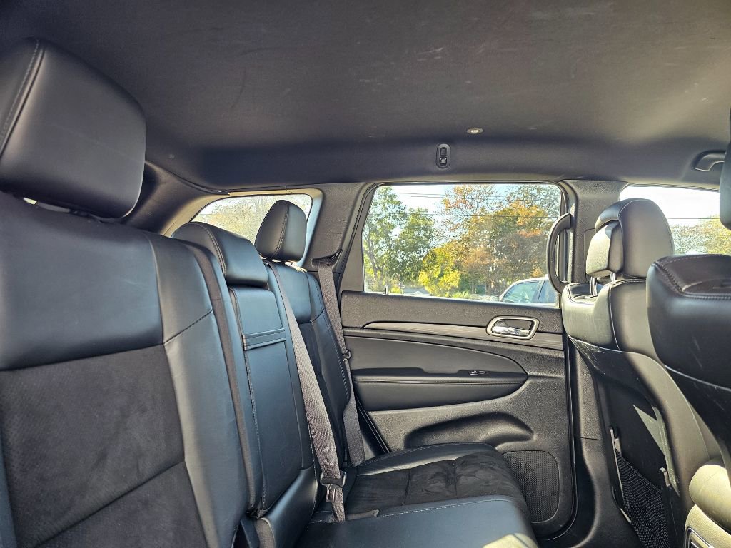 Used 2020 Jeep Grand Cherokee Altitude image 18