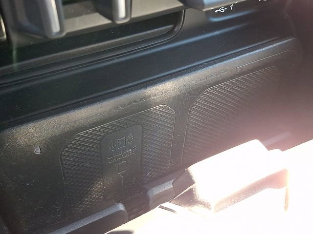 Used 2023 RAM 1500 Laramie AWD/4WD image 29