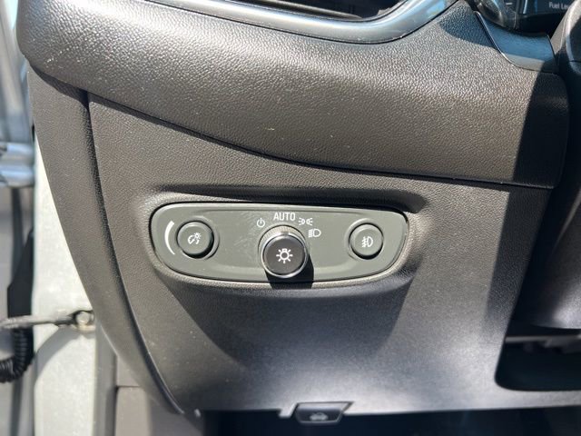 Used 2020 Chevrolet Equinox LT image 23