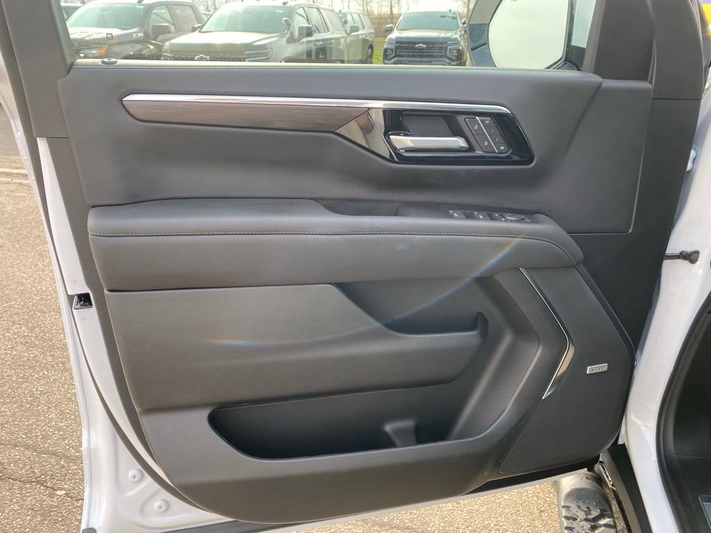 New 2026 Chevrolet Tahoe Z71 w/ Comfort Package image 9
