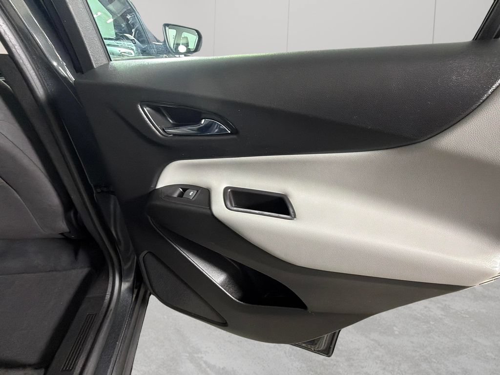 Used 2019 Chevrolet Equinox LS FWD image 31