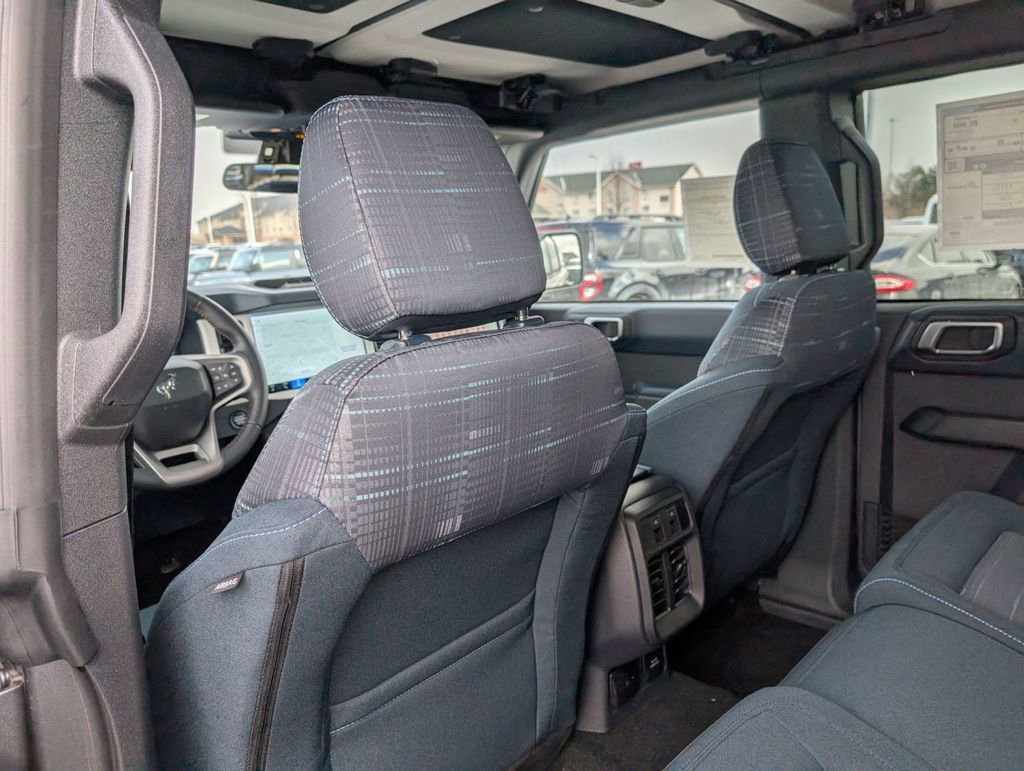 New 2025 Ford Bronco Heritage Edition image 41