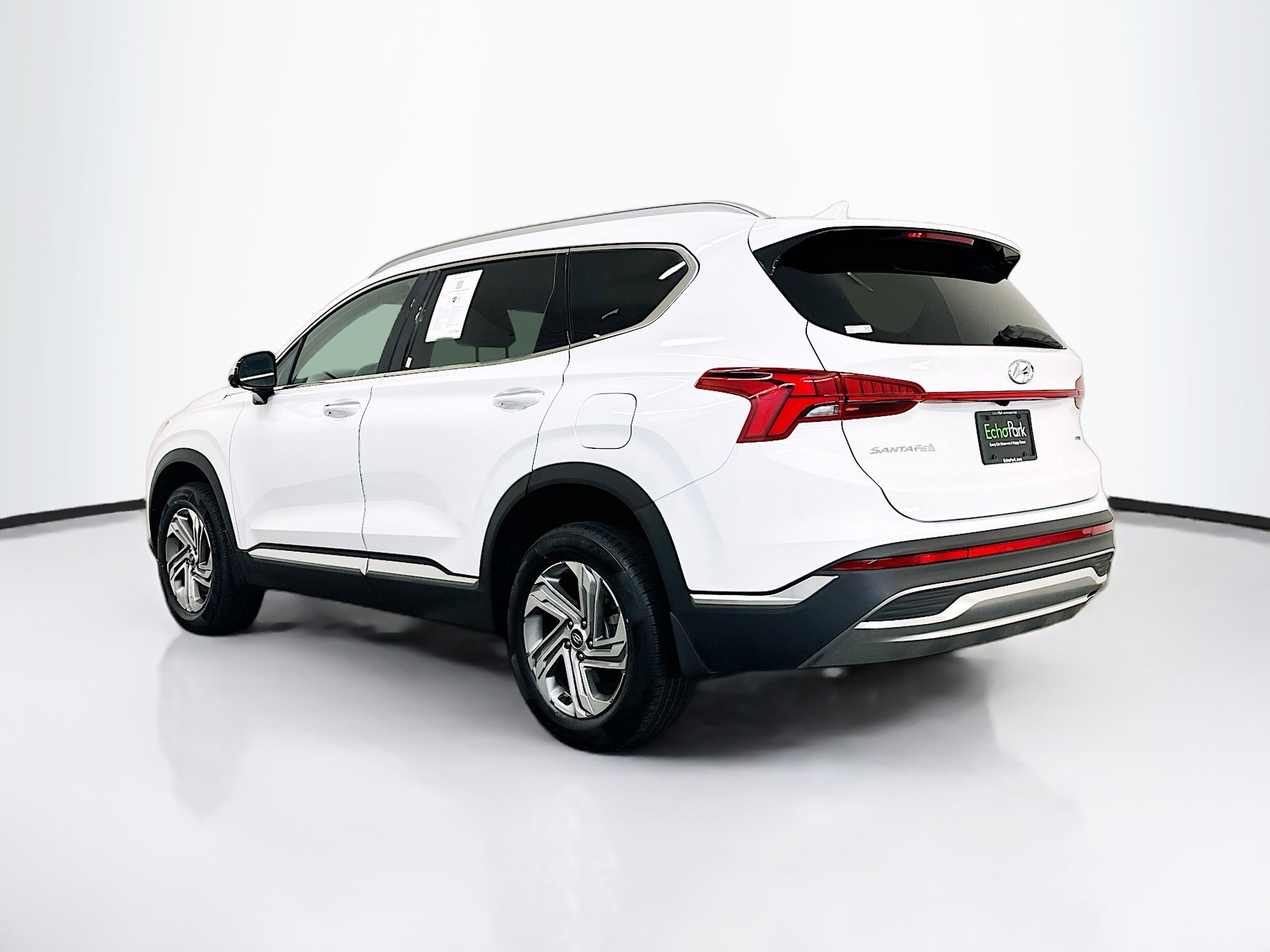 Used 2023 Hyundai Santa Fe SEL w/ Premium Package AWD/4WD image 5