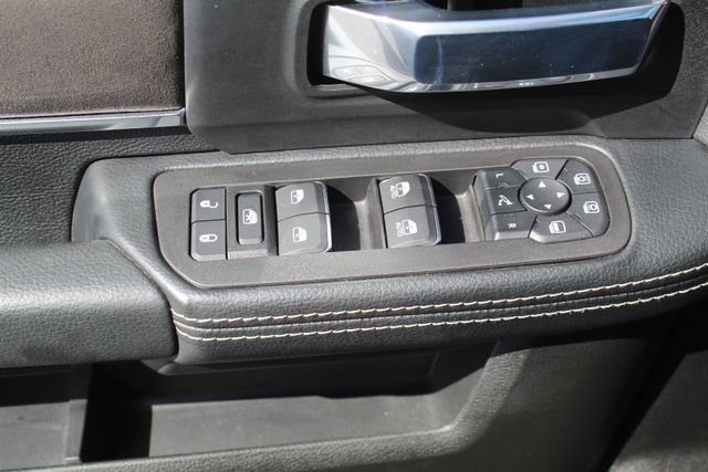 Used 2025 RAM 2500 Laramie AWD/4WD image 42