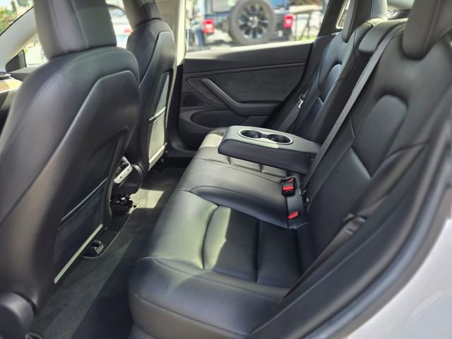 Used 2018 Tesla Model 3 Long Range image 12
