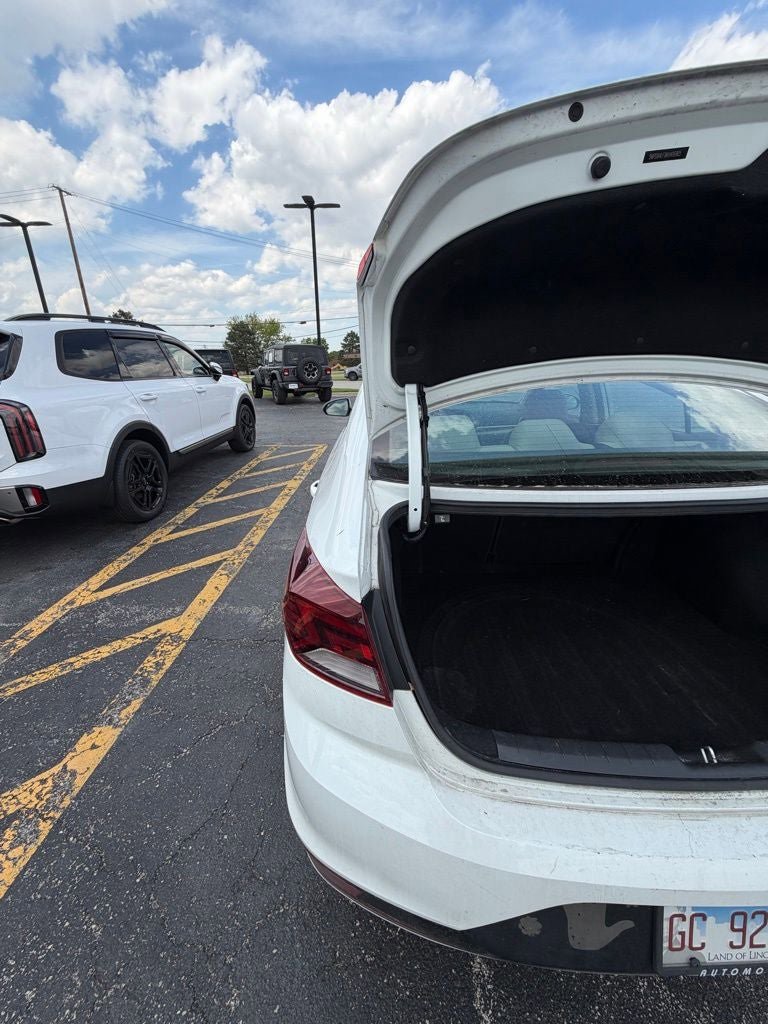 Used 2019 Hyundai Elantra SEL FWD image 19