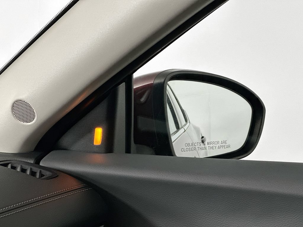 Used 2022 Nissan Sentra SV FWD image 25