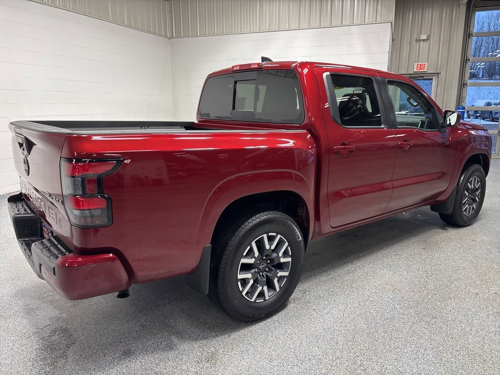 Used 2024 Nissan Frontier SL image 7