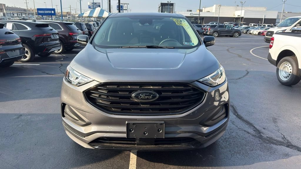Certified 2024 Ford Edge SE w/ Black Appearance Package AWD/4WD image 3