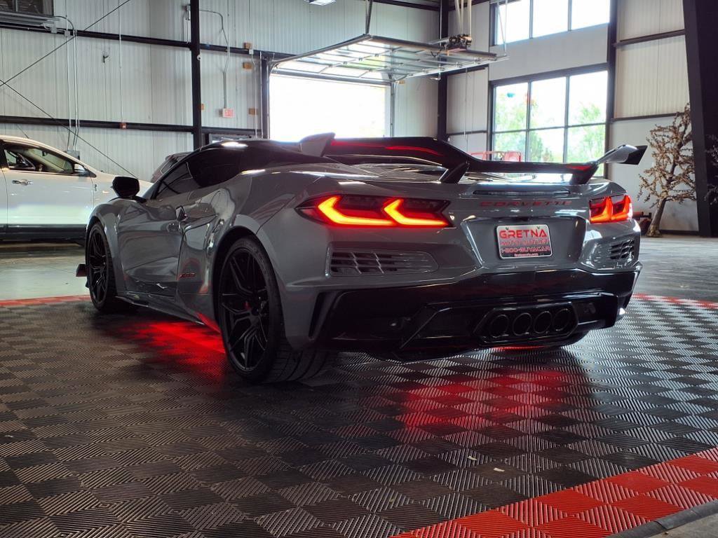 Used 2024 Chevrolet Corvette Z06 image 3