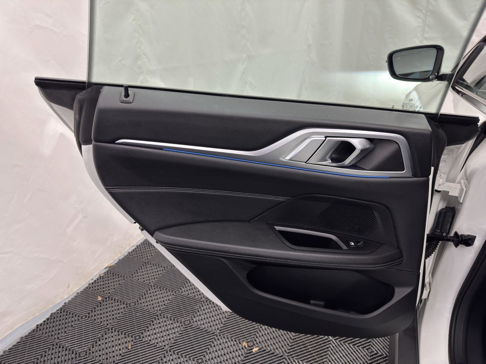 Used 2023 BMW i4 eDrive35 w/ Premium Package image 28