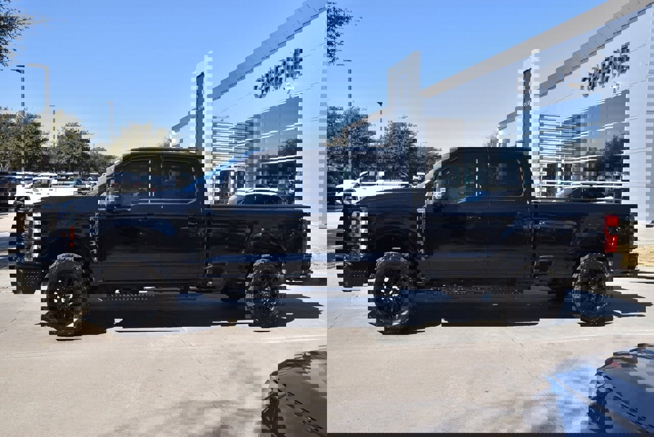 Used 2023 Ford F350 Lariat w/ Lariat Ultimate Package image 12