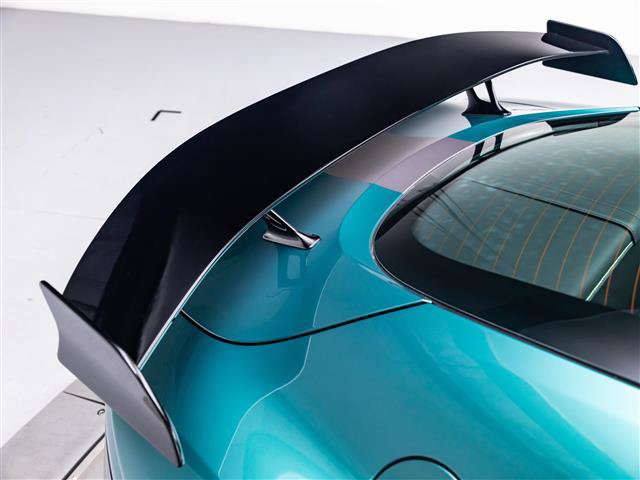 Used 2023 Aston Martin V8 Vantage Coupe RWD image 35