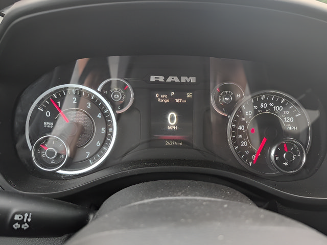Used 2025 RAM 1500 Big Horn AWD/4WD image 17
