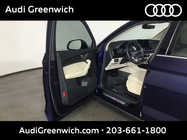 Certified 2023 Audi Q5 2.0T Premium w/ Convenience Package AWD/4WD image 10